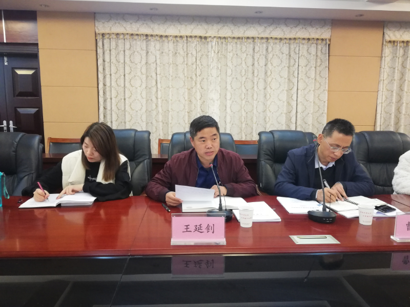 郑州外国语中学教学校长王延钊发表致辞.jpg
